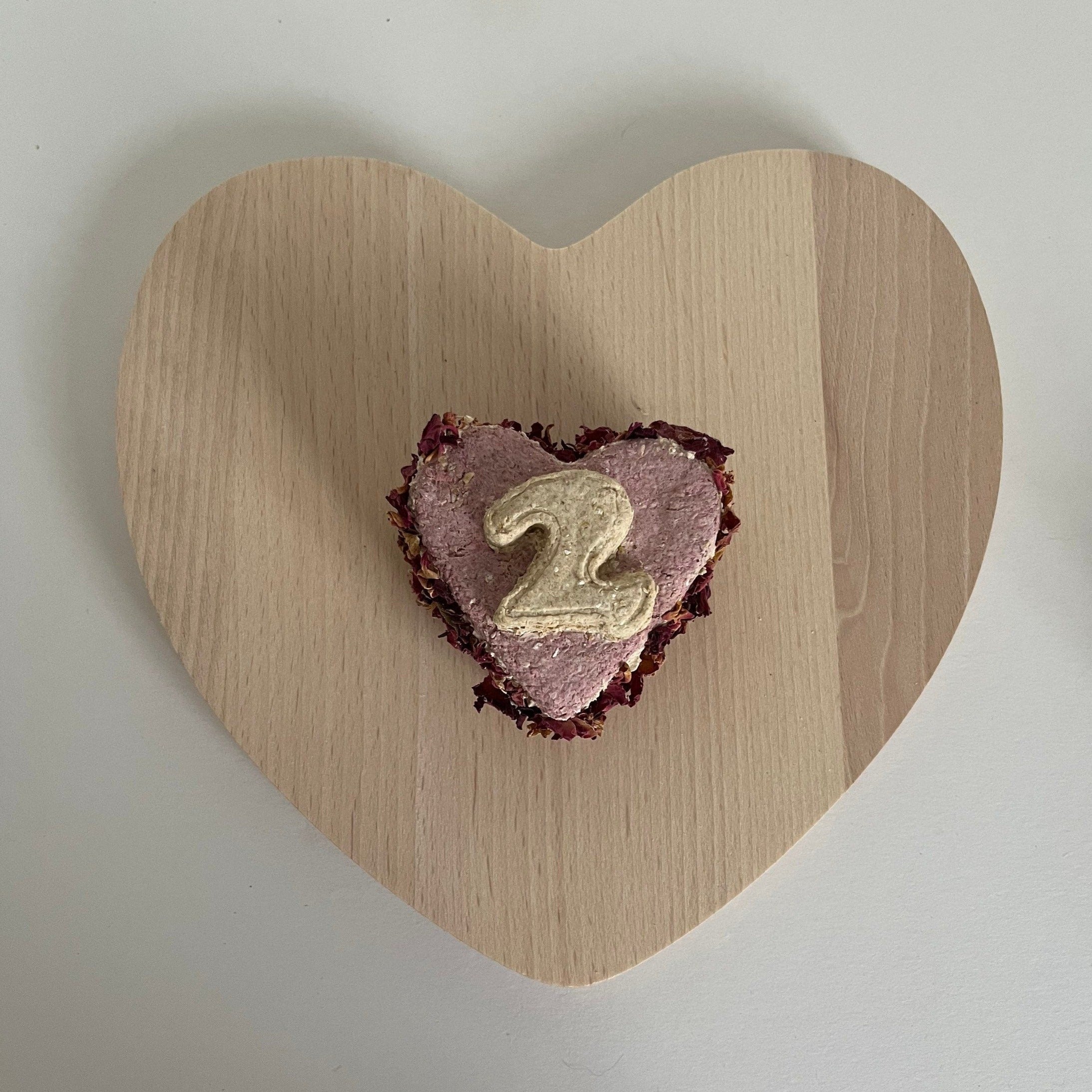 birthday cake for rabbits and small animals